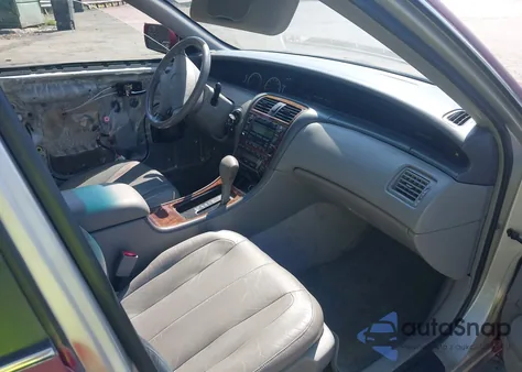 2001 Toyota Avalon Xls from USA, damaged, VIN 4T1BF28B21U146463